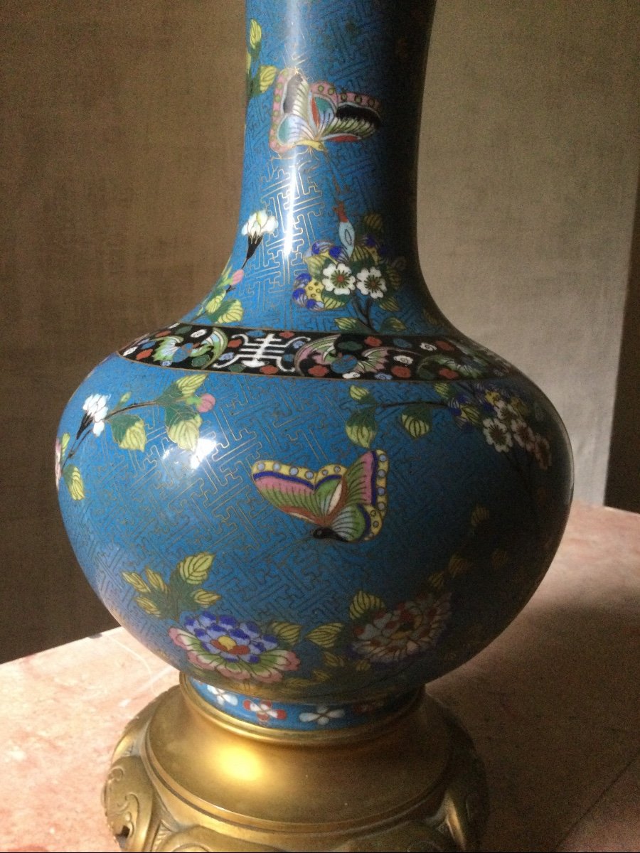 19th Century Cloisonne Enamel Vase.-photo-1