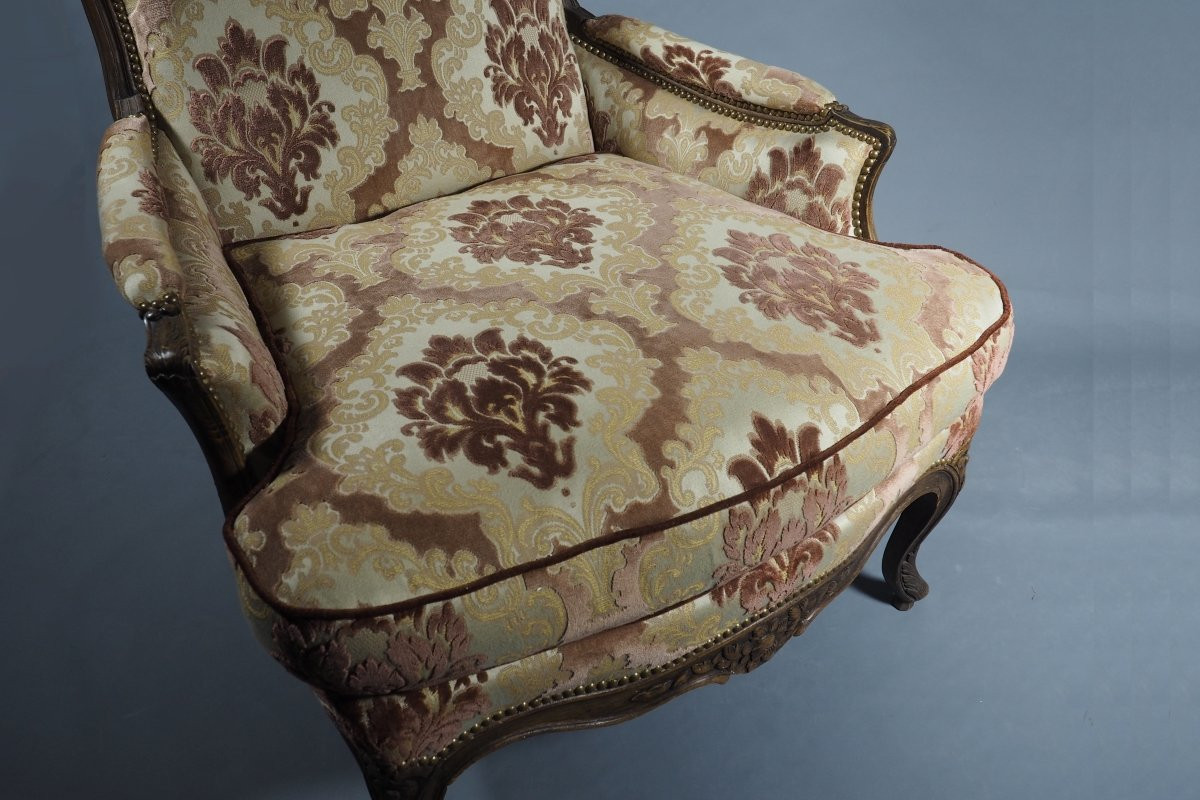 Fauteuil bergère, restaurée, France, XVIIIᵉ siècle, époque Louis XV, tissu velours damassé-photo-4