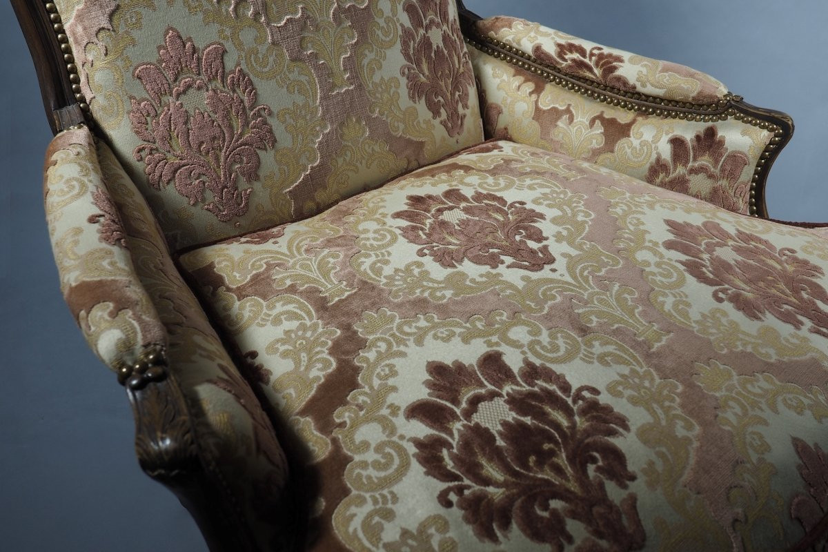 Fauteuil bergère, restaurée, France, XVIIIᵉ siècle, époque Louis XV, tissu velours damassé-photo-6
