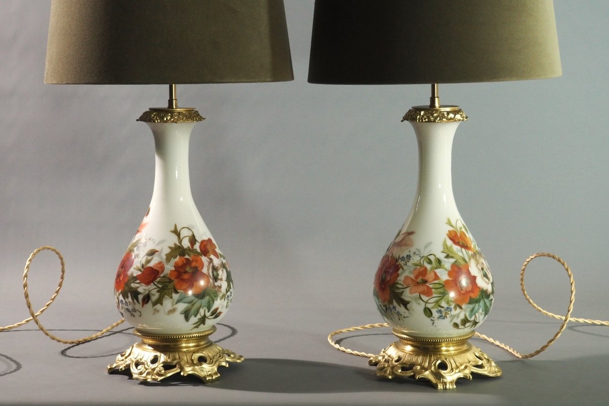 Paire de lampes en opaline peinte – XIXe siècle-photo-3