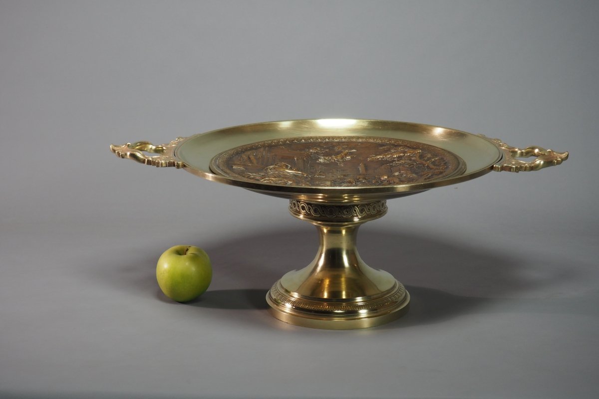 Grande coupe en bronze – XIXe siècle.-photo-2