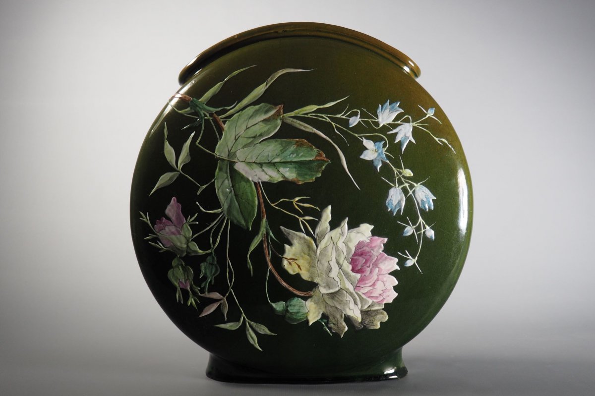 Vase en faïence émaillée 1900