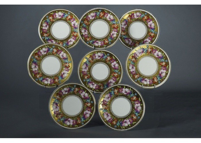 8 Polychrome And Gilt Porcelain Plates-photo-3