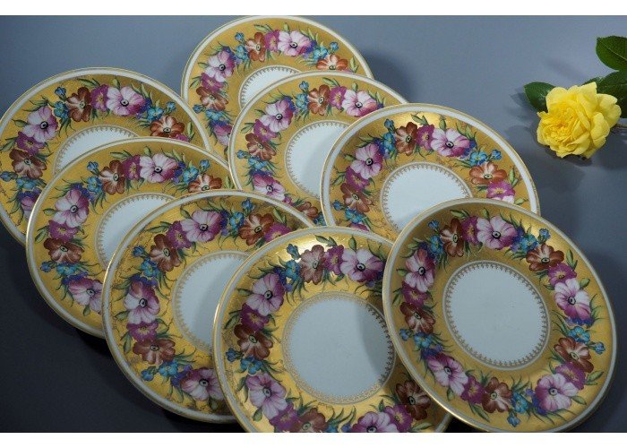 8 Polychrome And Gilt Porcelain Plates-photo-2