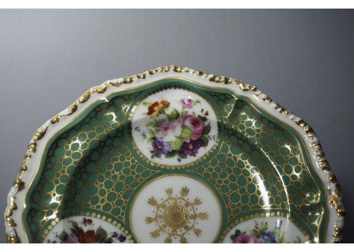 Assiette porcelaine de Paris - vraisemblablement par Jacob Petit, milieu du XIXe -photo-4