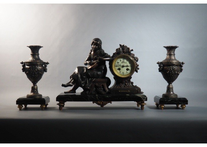 Garniture de cheminée de François dit Hippolyte MOREAU-photo-2