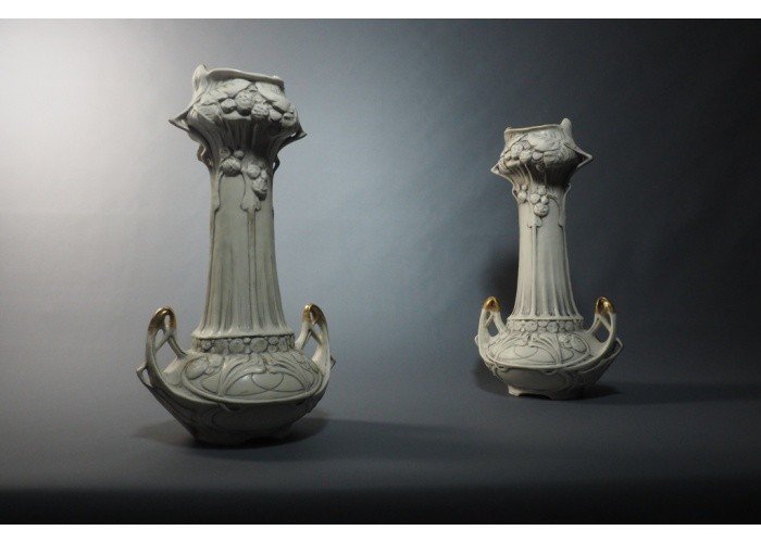 Paire de vases Royal Dux - Bohême-photo-1