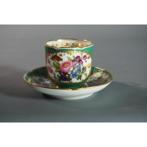 Tasse et soucoupe – porcelaine de Paris XIXe – Rihouet