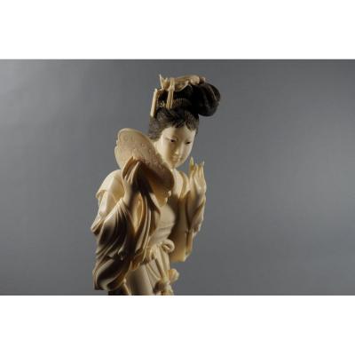 Okimono Carved Ivory Statuette Japan Meiji Period