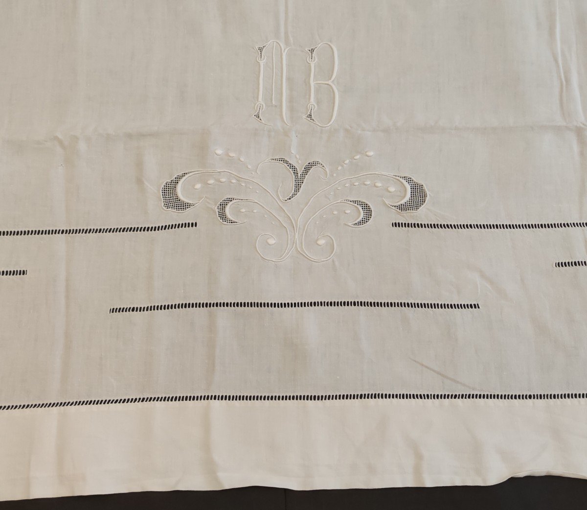 White Linen Sheet 308x236 Mp Butterfly Monogram With Handmade Embroidery Back-photo-2