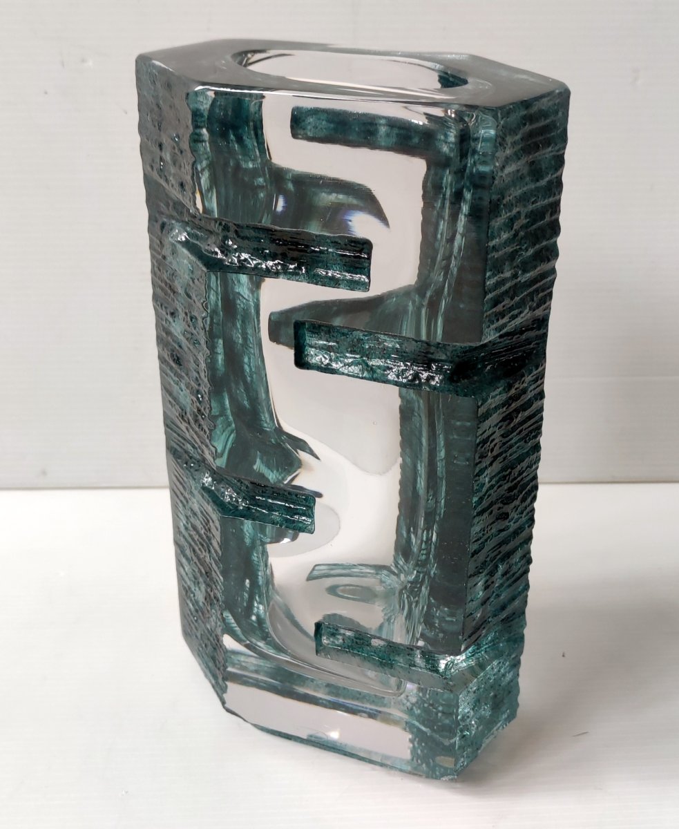 DAUM VASE CRISTAL VERT SIGNE DAUM FRANCE MODELE ARGOS CESAR BALDACCINI 1970 HT 22 CM-photo-1