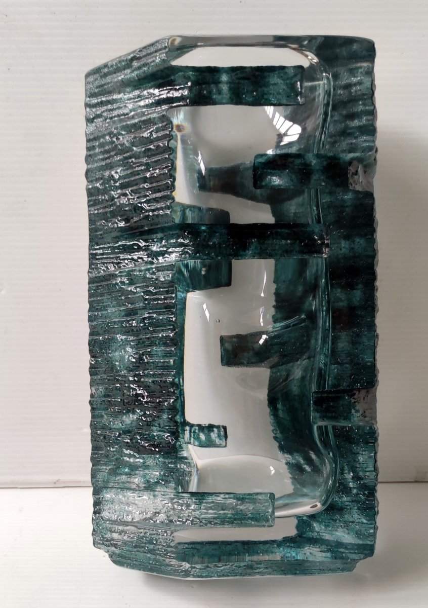 DAUM VASE CRISTAL VERT SIGNE DAUM FRANCE MODELE ARGOS CESAR BALDACCINI 1970 HT 22 CM-photo-3