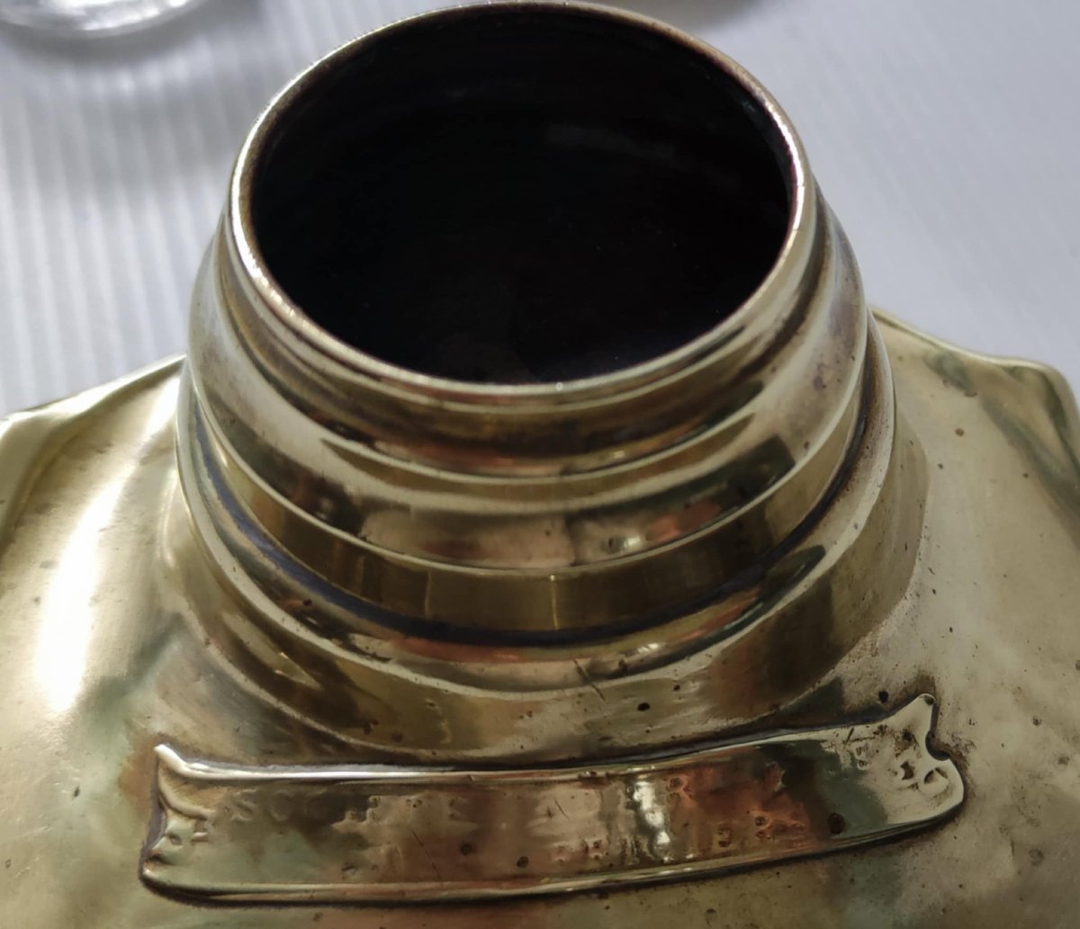 ENCRIER LAITON ARMOIRERIE DE GENEVE ECOLE OU ENTREPRISE ART DECO-photo-1