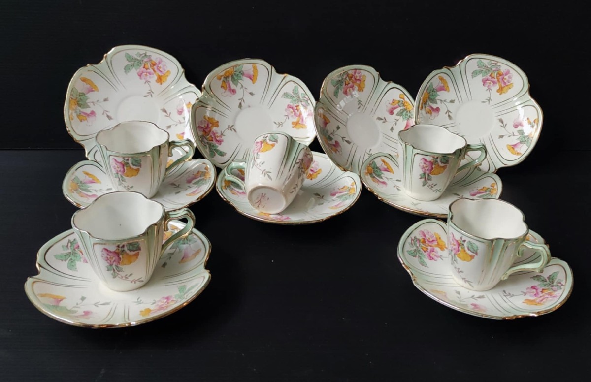 5 TASSES A CAFE + 9 SOUS-TASSES DECOR FLORAL SIGNE KG LUNEVILLE XIXè ART NOUVEAU