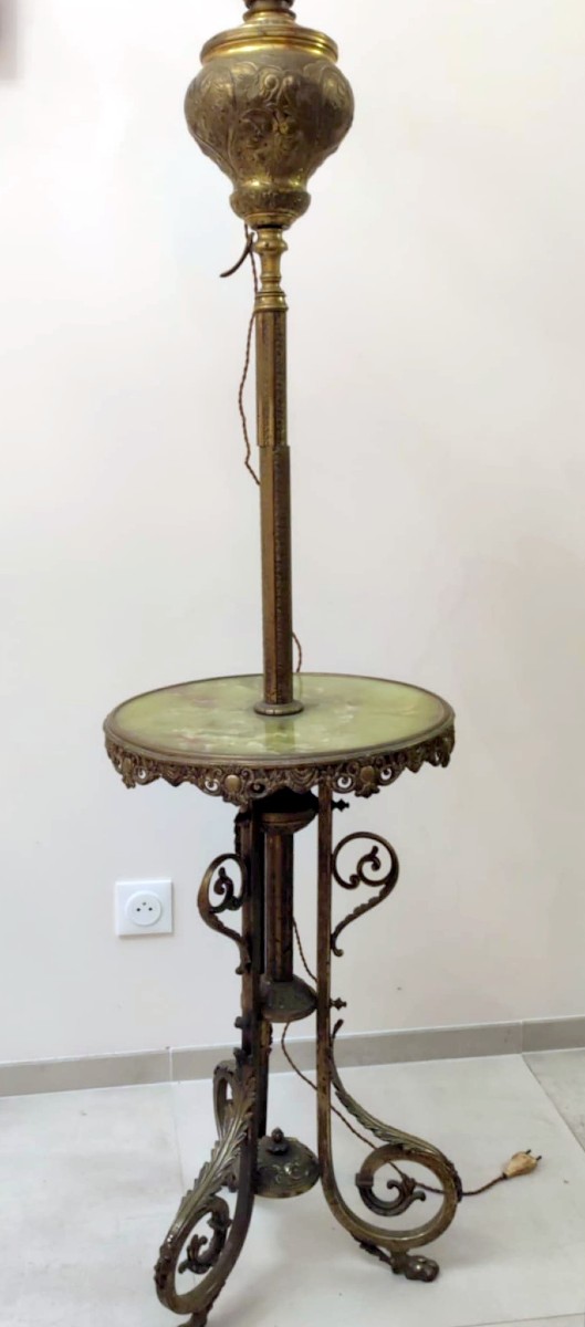 Smoker's Table Floor Lamp With Claws, Bronze And Onyx, 19th Century, Napoleon III Period  