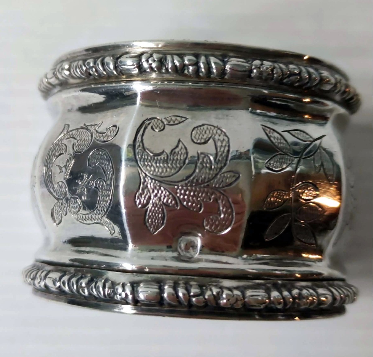 ROND DE SERVIETTES DE BAPTEME ARGENT MASSIF MINERVE FEUILLE CISELE ART NOUVEAU