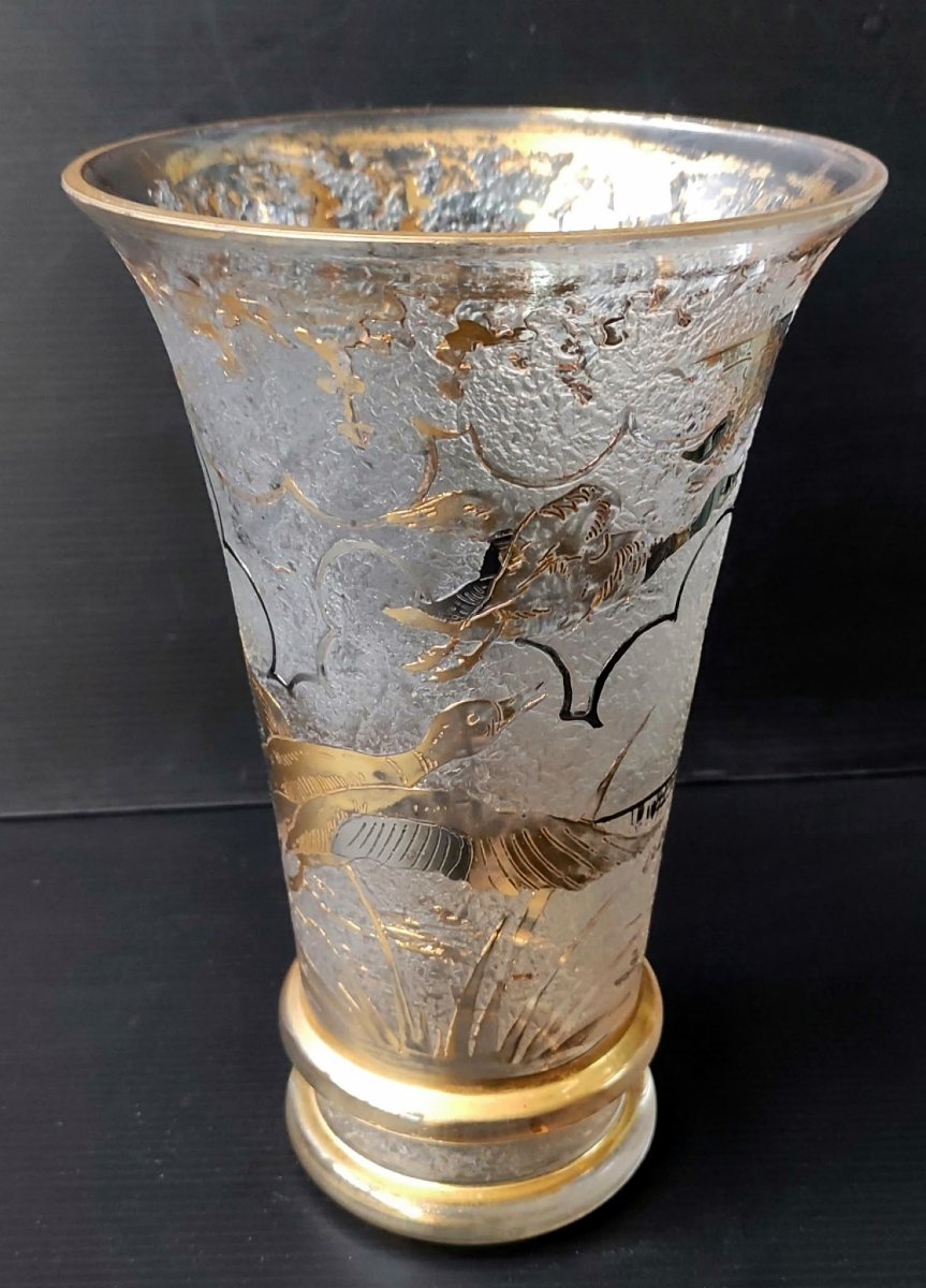 Acid-etched Frosted Granite Glass Vase With Gold And Silver Art Deco Bird Design
