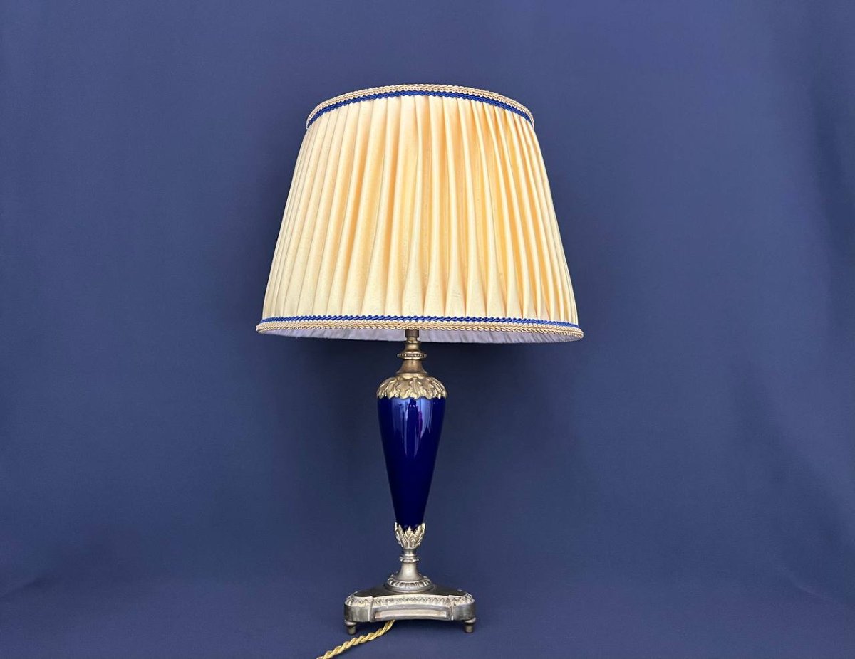 Elegant Porcelain And Gilt Bronze Table Lamp-photo-2