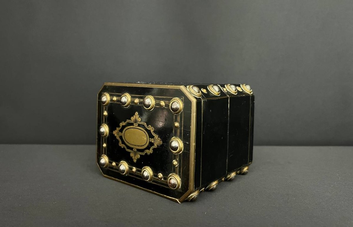 Boîte à Bijoux Napoléon III – Laiton Noirci Et Décor De Cabochons Métalliques-photo-2