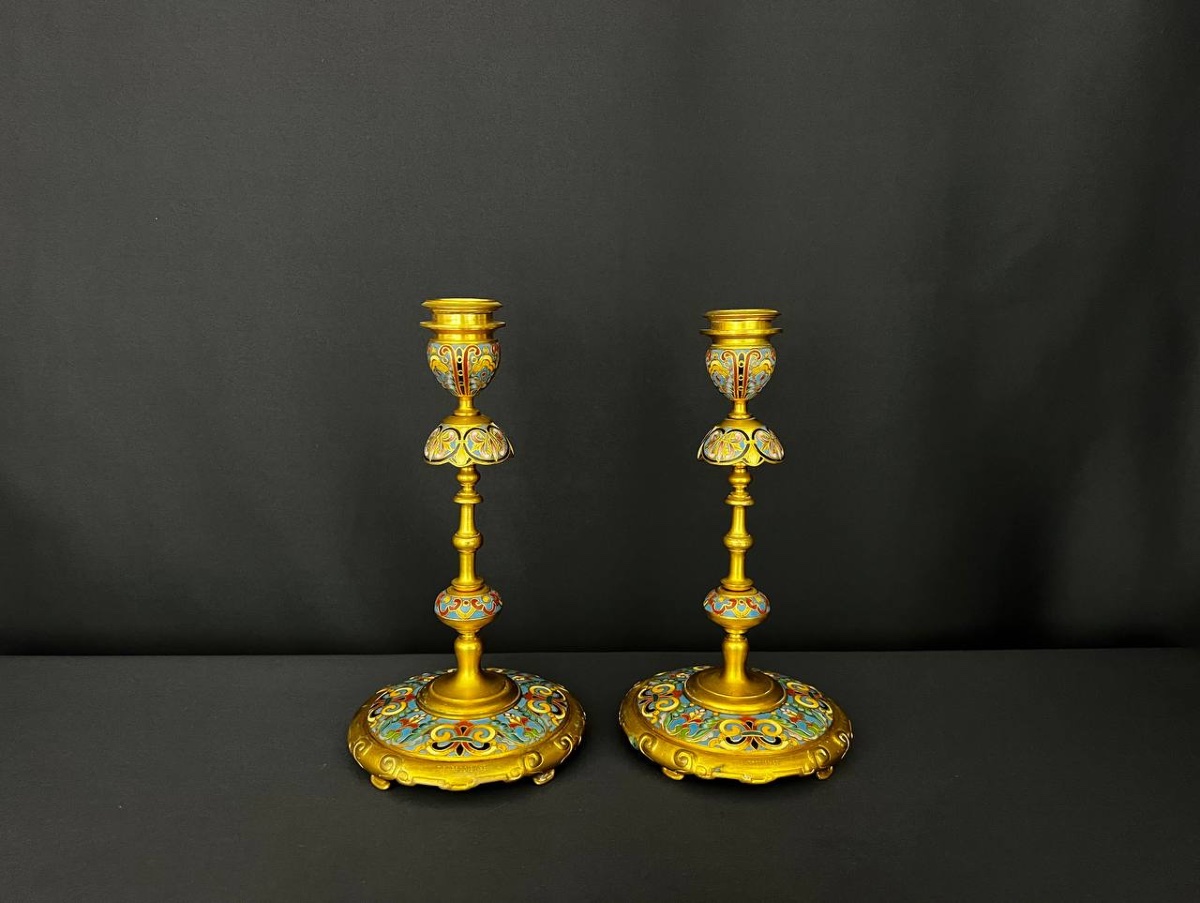 Pair Of Candlesticks In Gilt Bronze And Champlevé Enamel – Ferdinand Barbedienne-photo-3