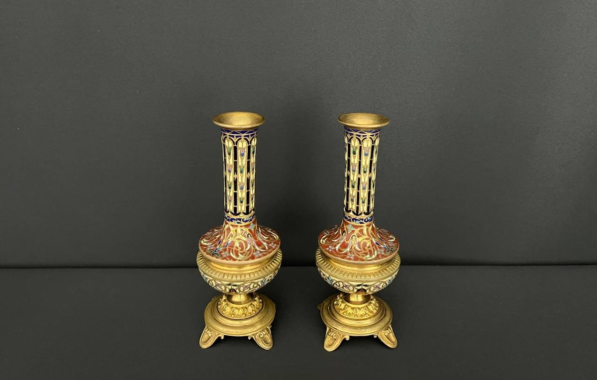 Paire de vases en bronze doré et émail champlevé – dans le goût de Barbedienne-photo-3