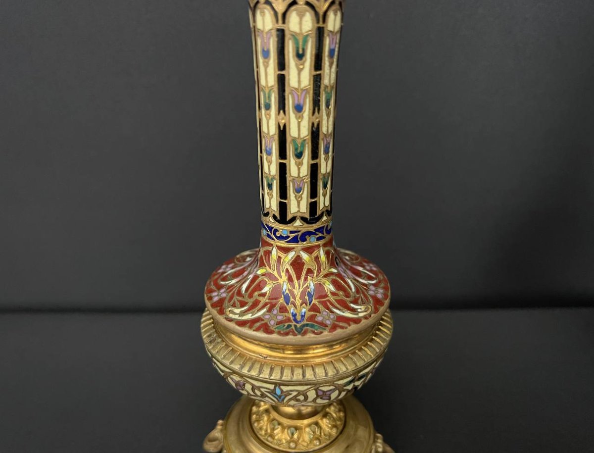 Paire de vases en bronze doré et émail champlevé – dans le goût de Barbedienne-photo-2