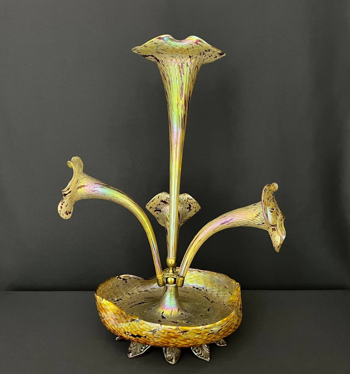  Art Nouveau Iridescent Glass Epergne – Circa 1900-photo-4