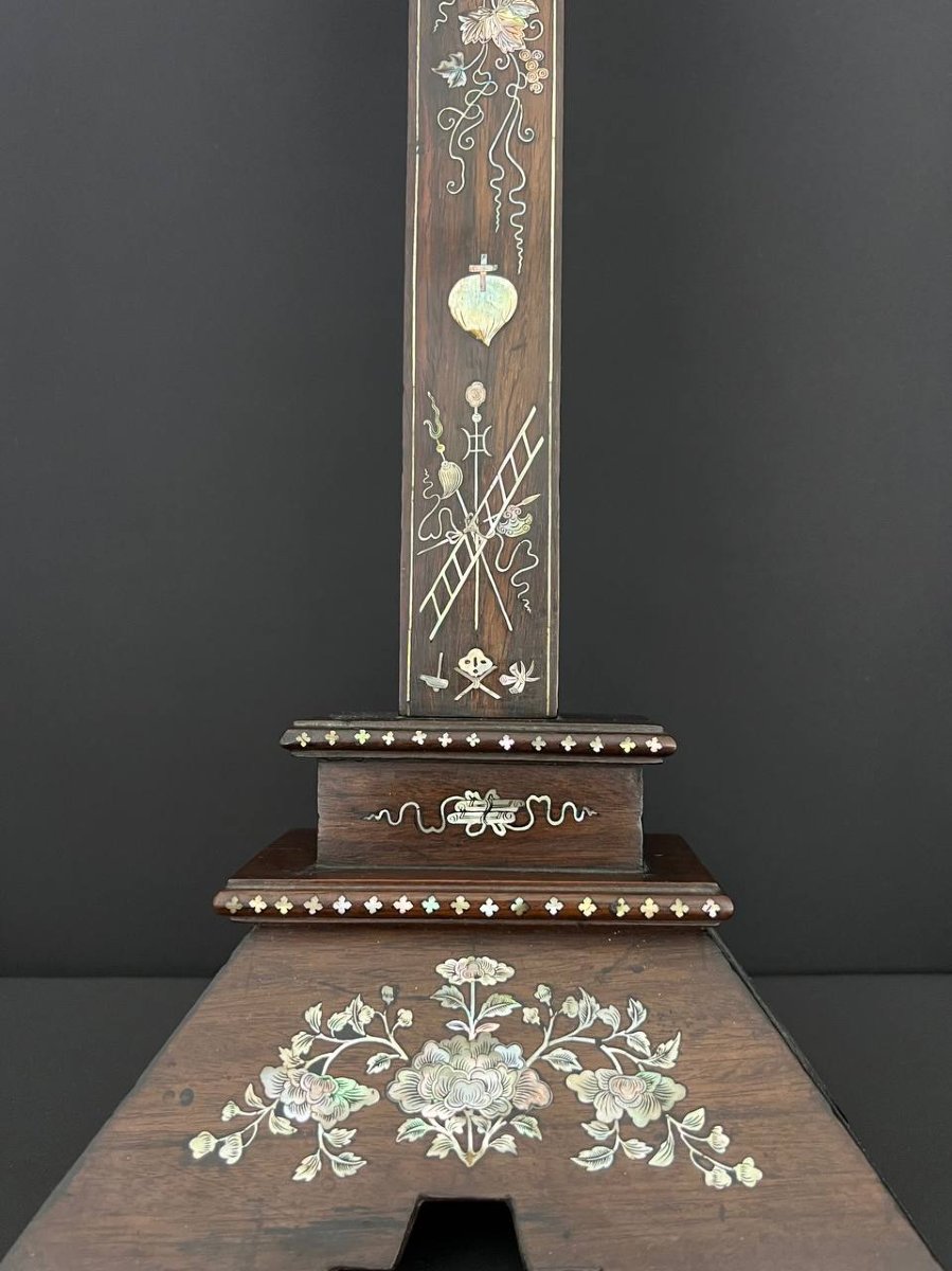 Large Dark Wood Crucifix Inlaid With Mother-of-pearl – Indochina (vietnam), Late 19th Century-photo-3