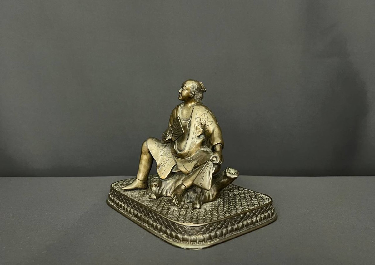 Statuette asiatique en bronze patiné – Japon, époque Meiji (1868-1912)