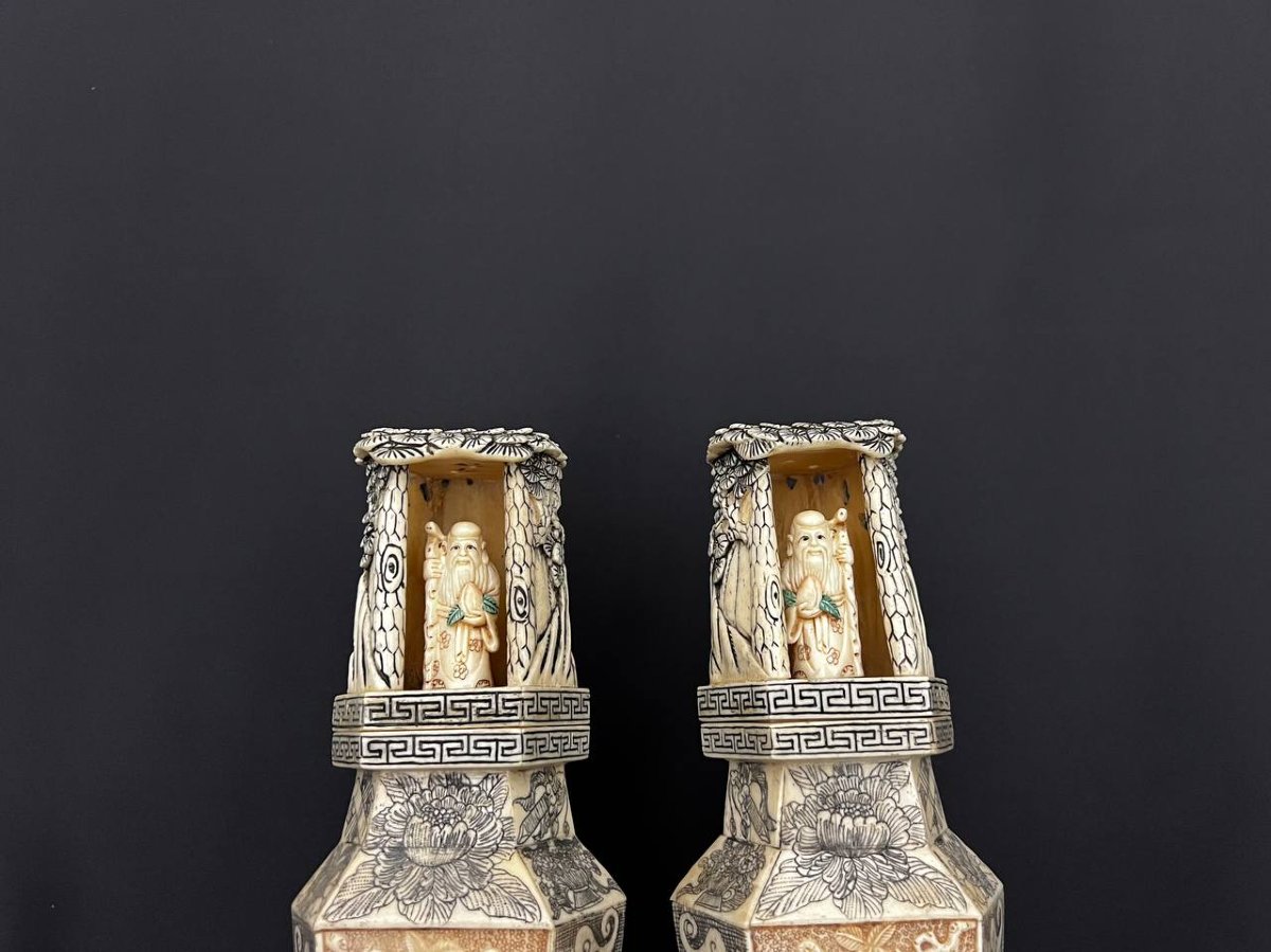 Pair Of Carved Vases – Japan, Meiji Period (1868–1912)-photo-6