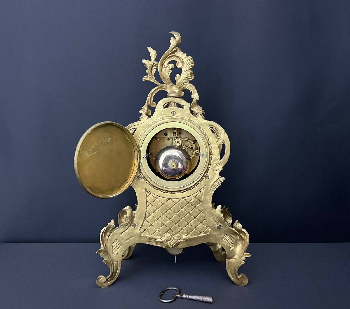 Pendule en bronze et émail cloisonné – style Napoléon III,  début XXe siècle-photo-6