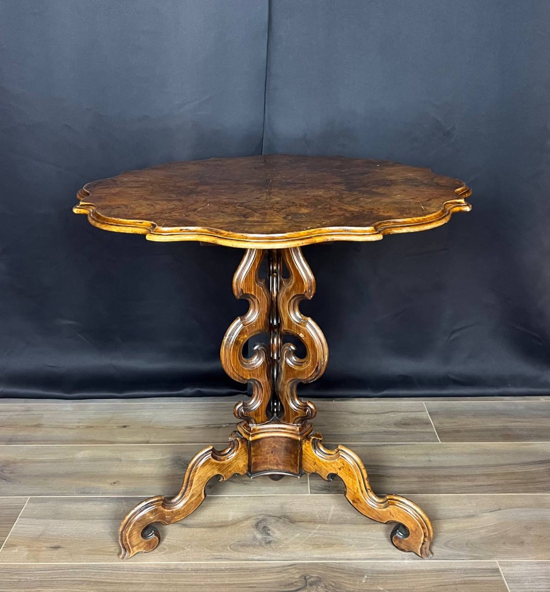Antique Burr Walnut Side Table, 19th Century