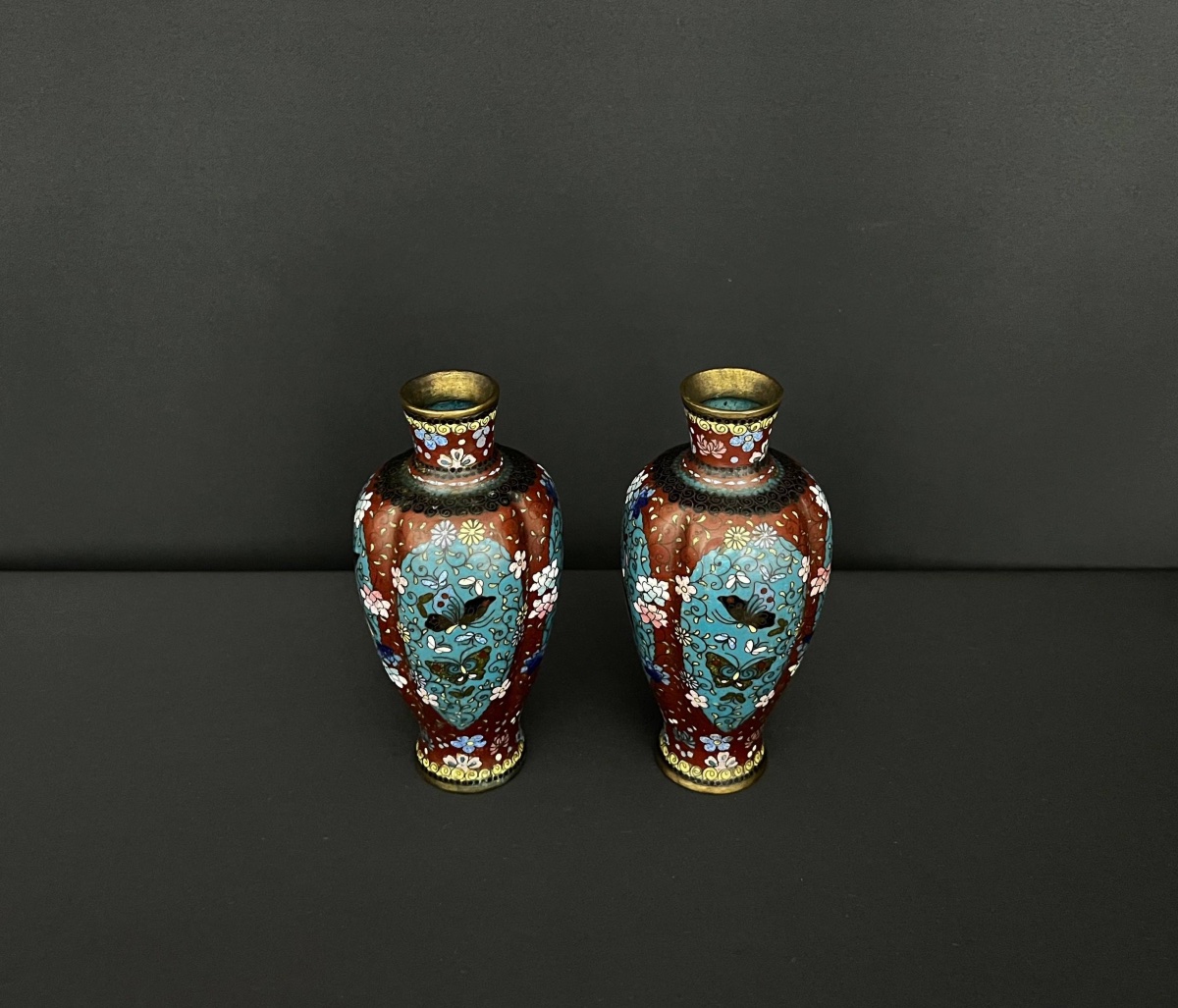 Pair Of Small Cloisonné Vases, Japan, Meiji Period (late 19th – Early 20th Century)  -photo-4