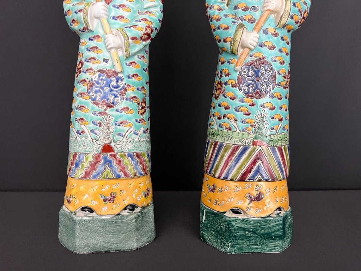 Pair Of Large Antique Famille Rose Enameled Porcelain Figurines – China-photo-3