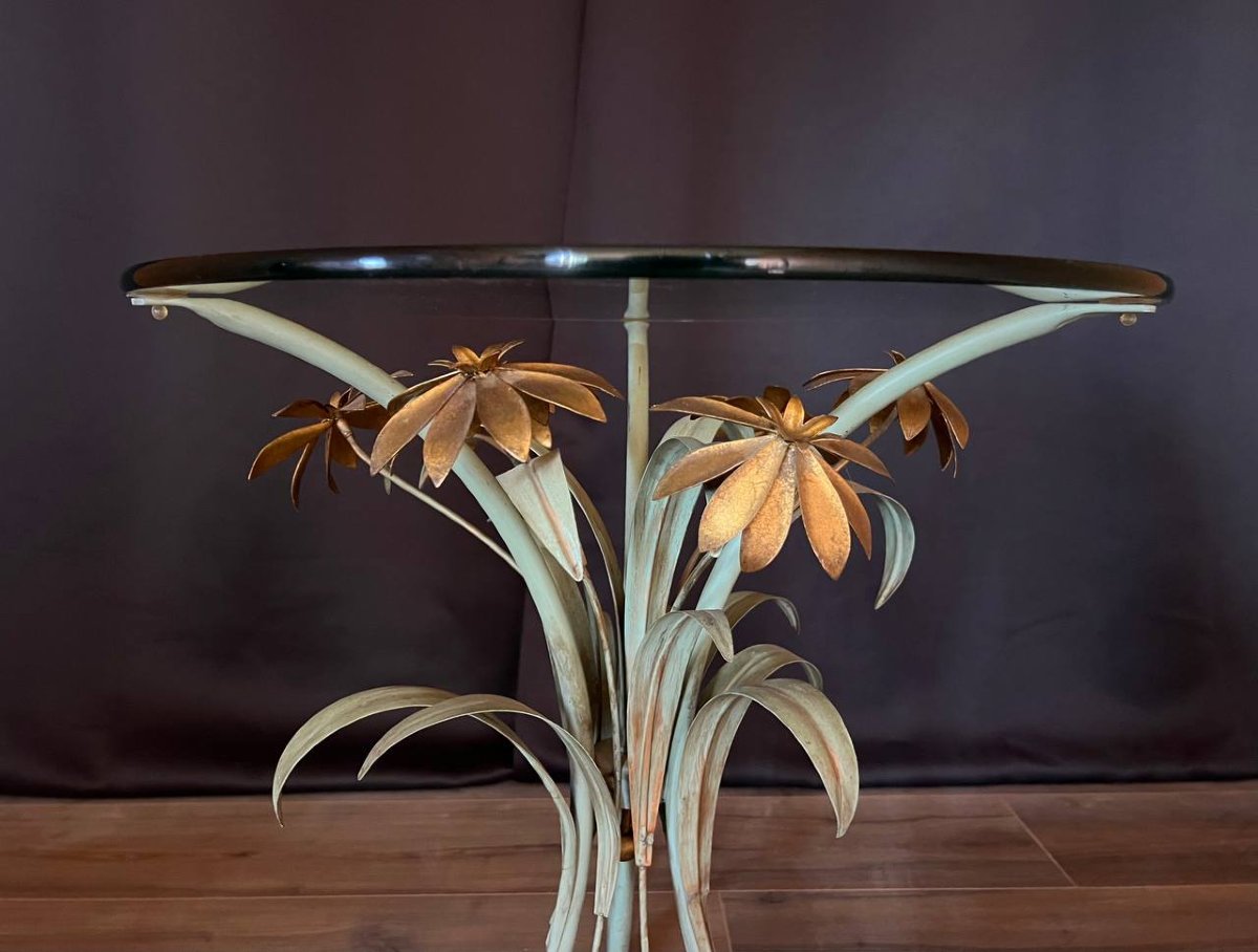 Table guéridon florale en métal doré et patiné, style Hollywood Regency, vers 1960-photo-1