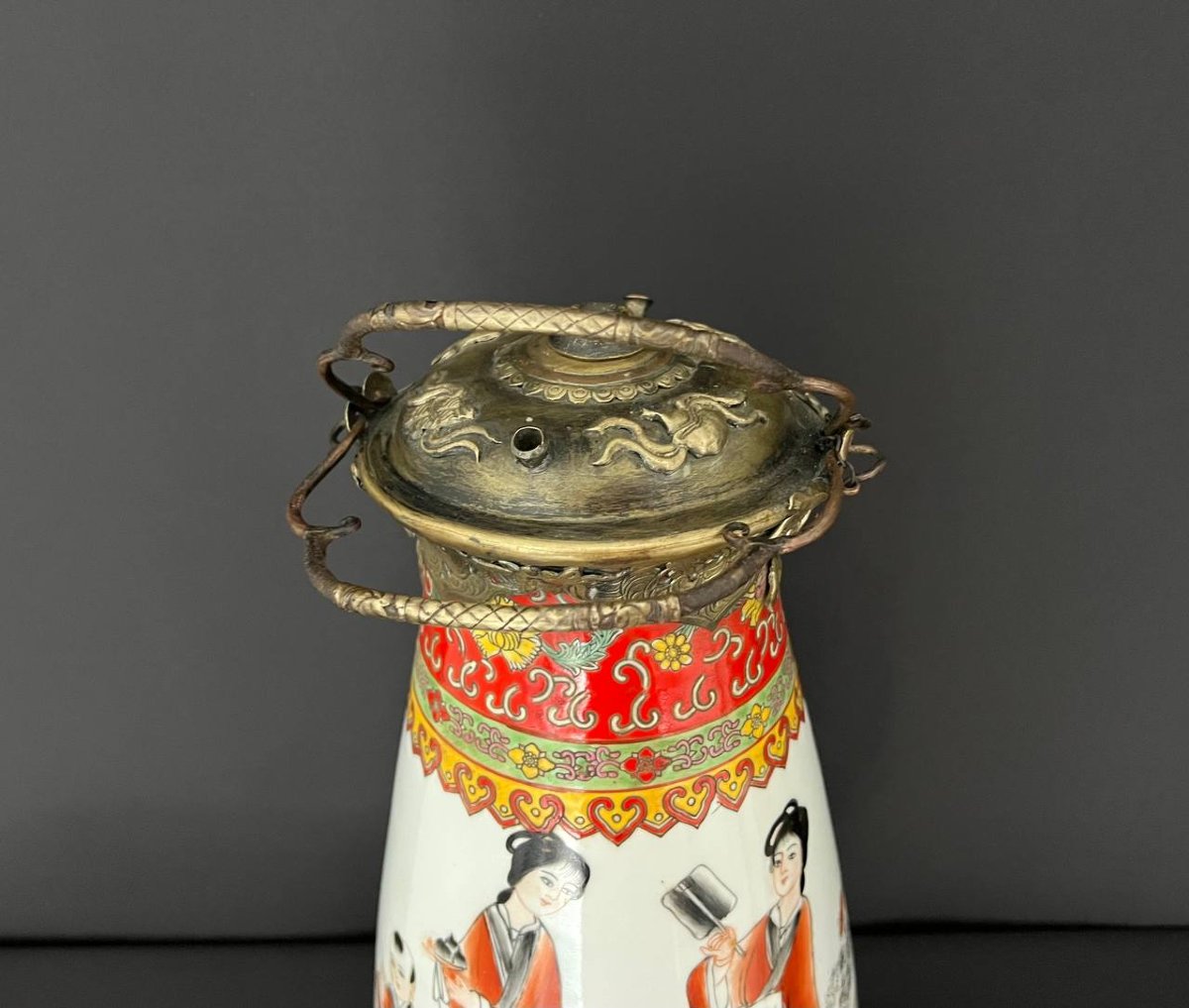 Pipe à eau chinoise en porcelaine et bronze, fin XIXe – début XXe siècle-photo-3