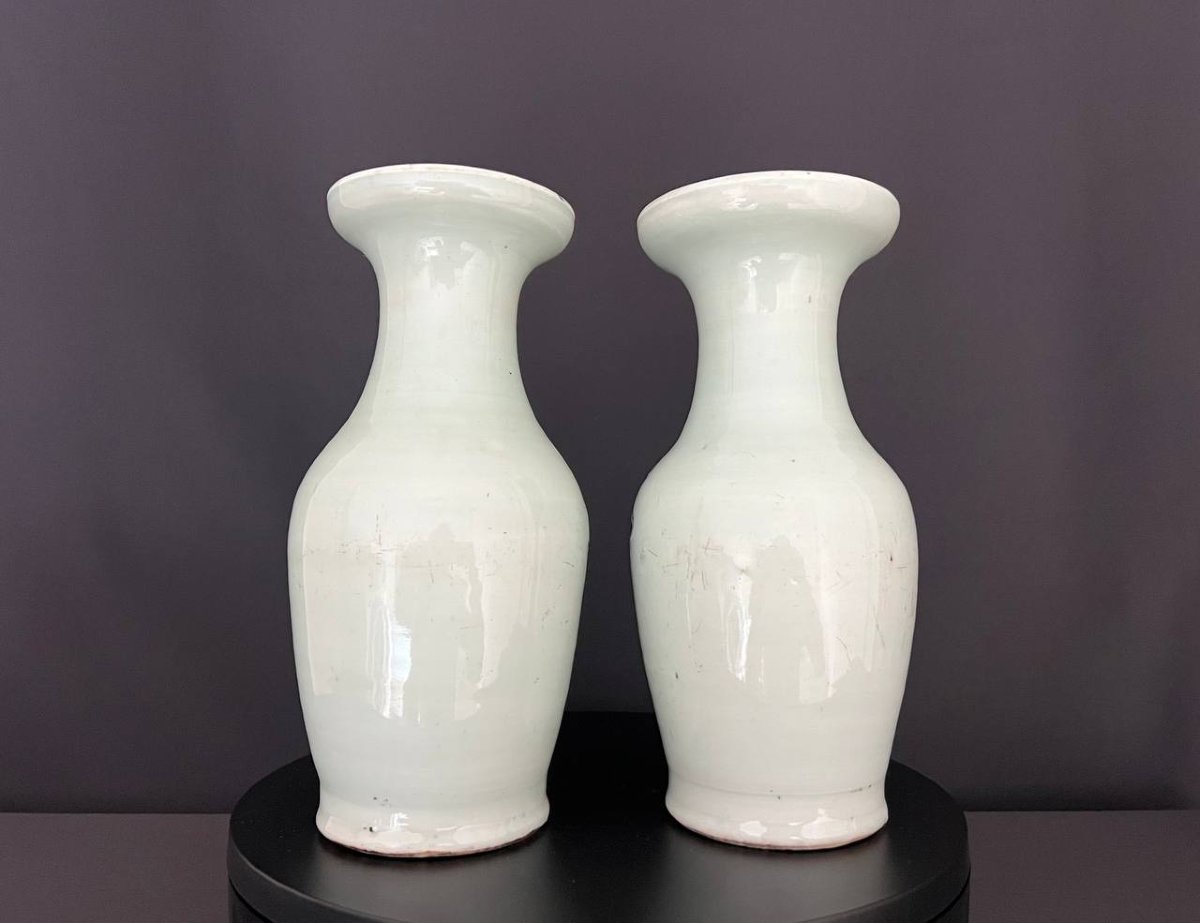 Pair Of Blue And White Porcelain Vases, Decorated With Fo Lions, China-photo-4