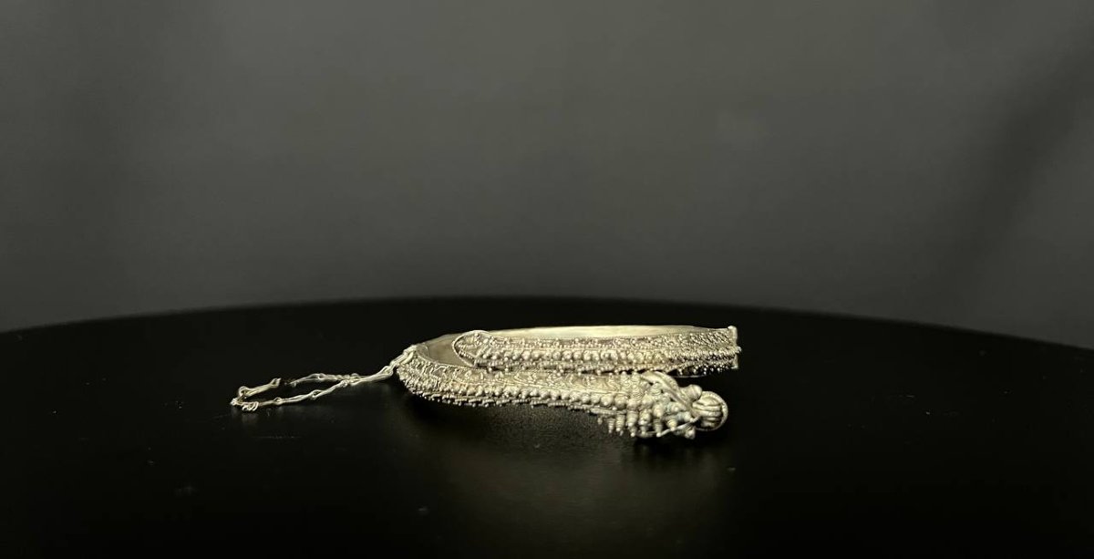 Bracelet rigide ancien asiatique à décor de dragon-photo-4