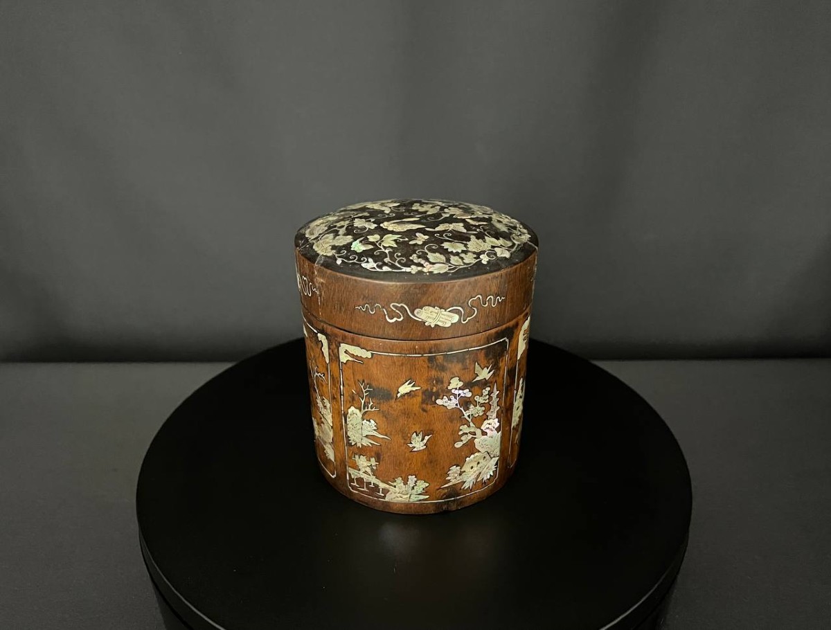 Antique Wooden Box With Mother-of-pearl Inlay, Vietnam, Late 19th – Early 20th Century