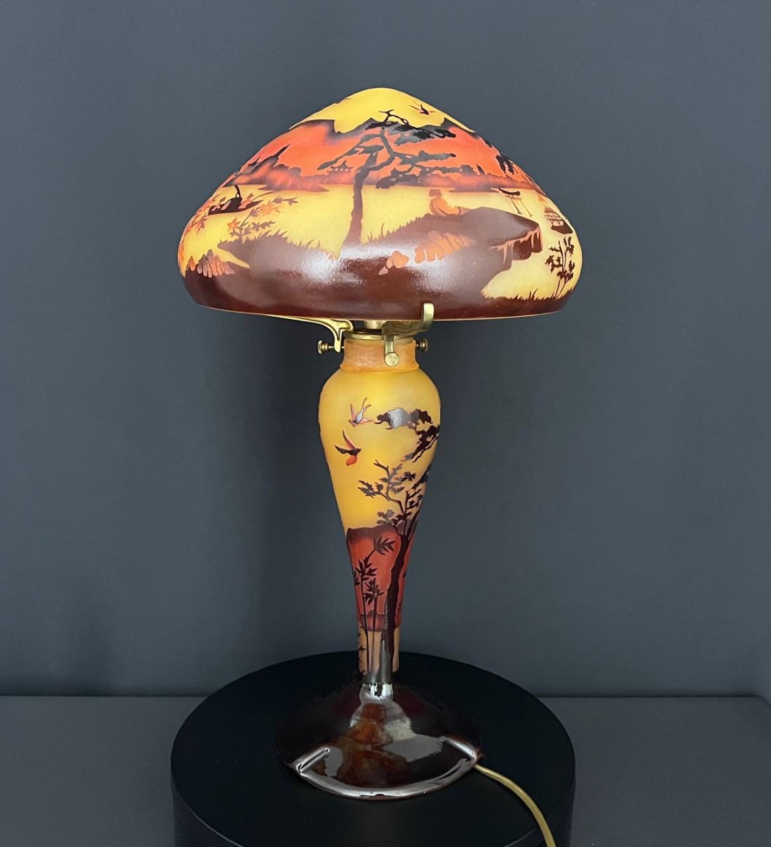 Odéon Shanghai Lamp In Multi-layered Glass – La Rochère – Polychrome Asian Decoration-photo-2