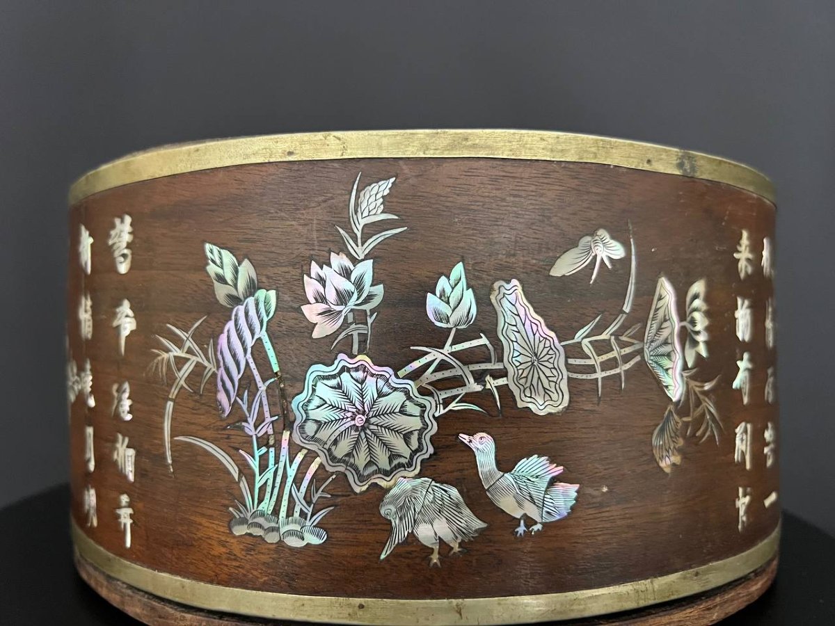Circular Wooden Box Inlaid With Mother-of-pearl – Vietnam-photo-4