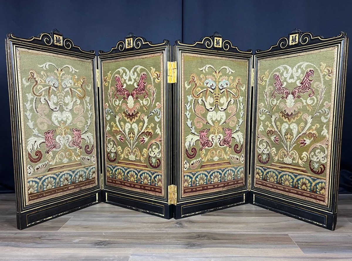Antique Renaissance-style Four-panel Screen In Embroidered Tapestry