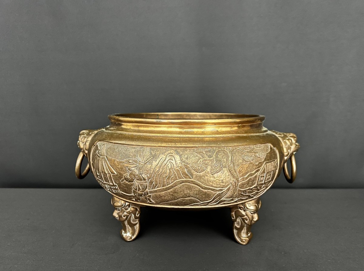 Antique Chinese Bronze Incense Burner With Carved Decoration