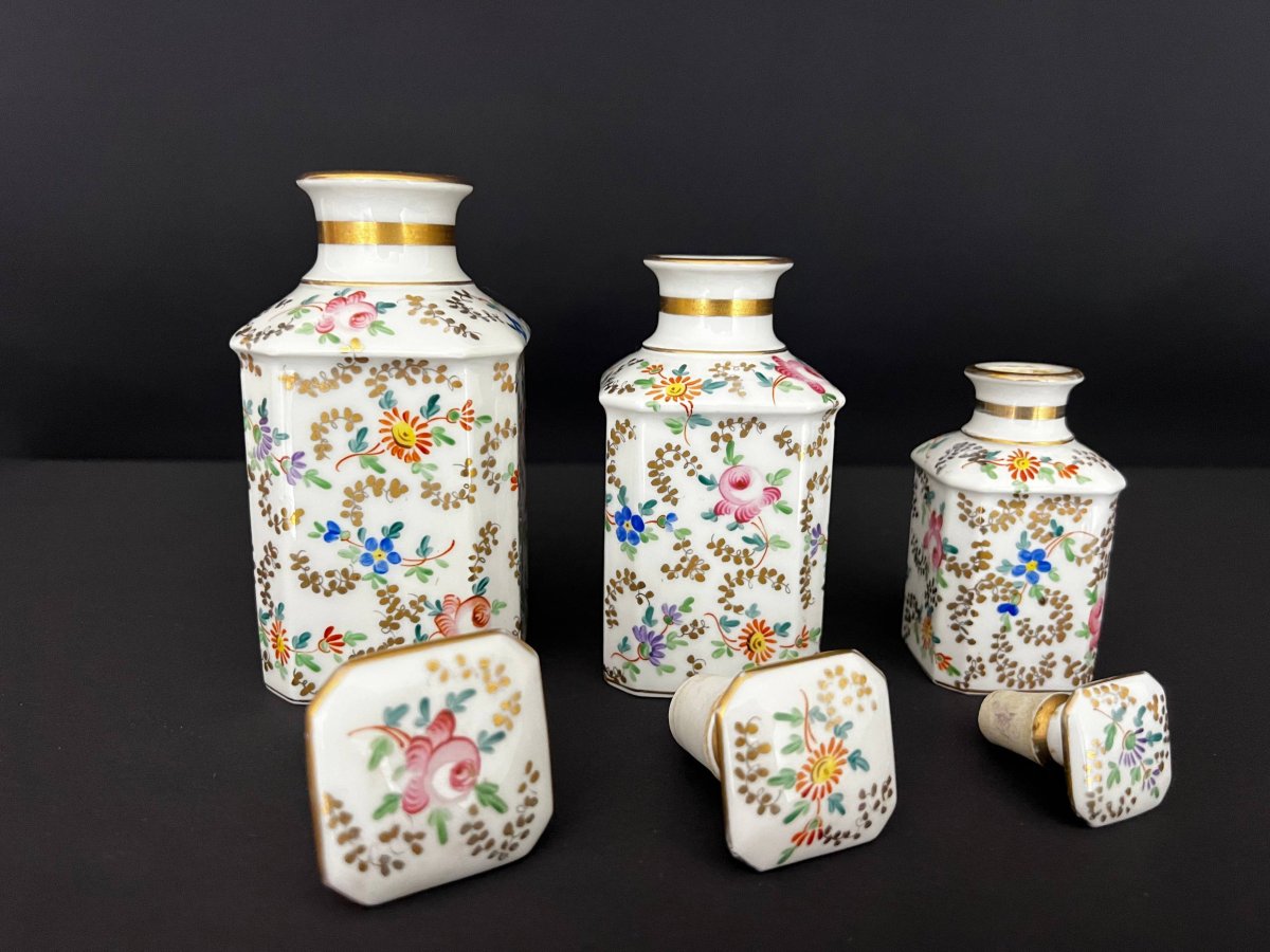 Set Of Three French Porcelain Bottles – Floral Decoration -photo-2