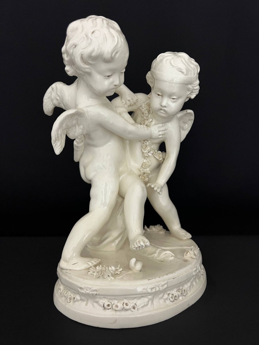 Capodimonte Porcelain Group – Two Winged Putti -photo-2