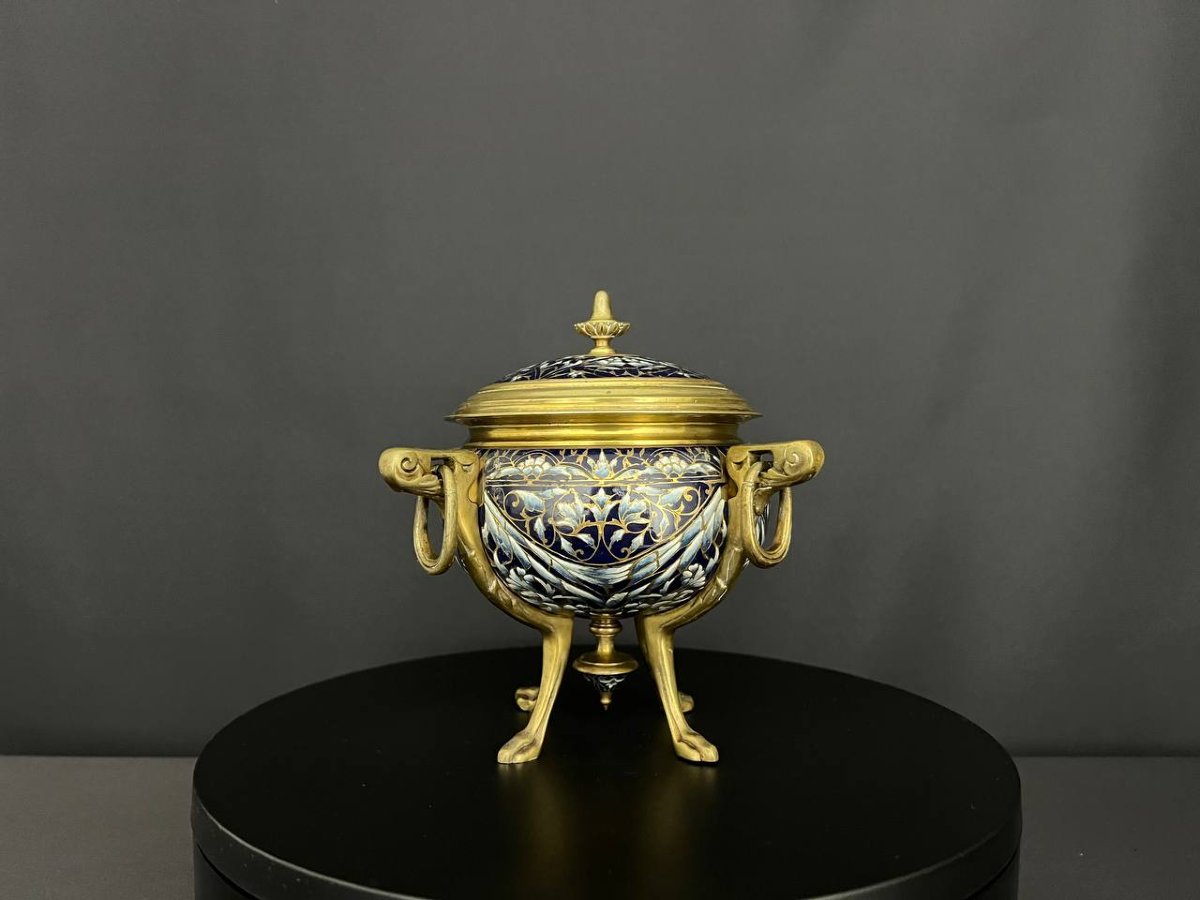 Coupe couverte en bronze à émaux cloisonnés-photo-2