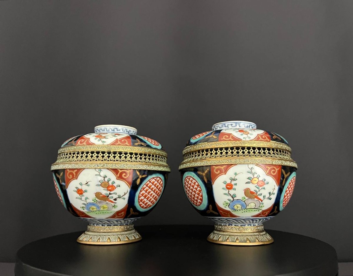 Pair Of Imari Porcelain Potpourri Jars Mounted In Bronze, Japan, 19th Century-photo-3