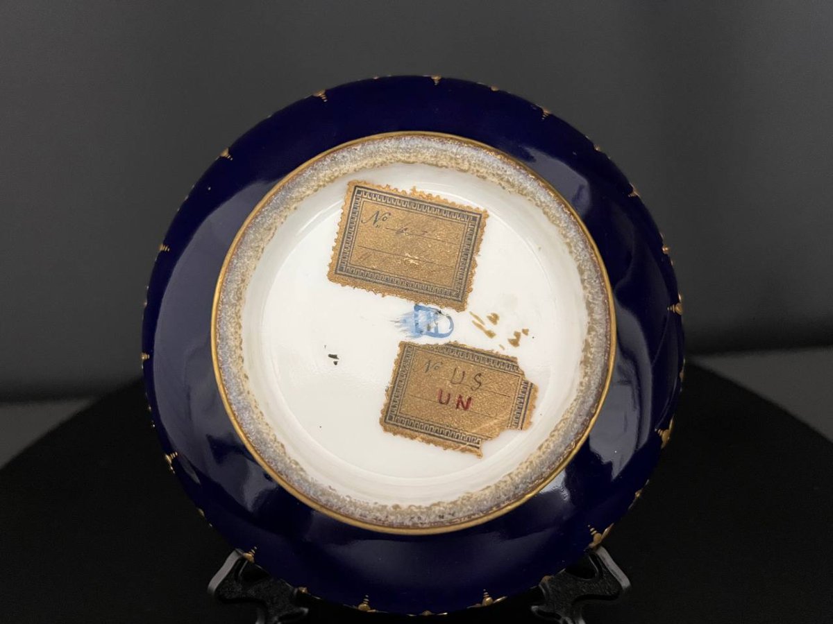 Hand-painted Viennese Porcelain Box-photo-2