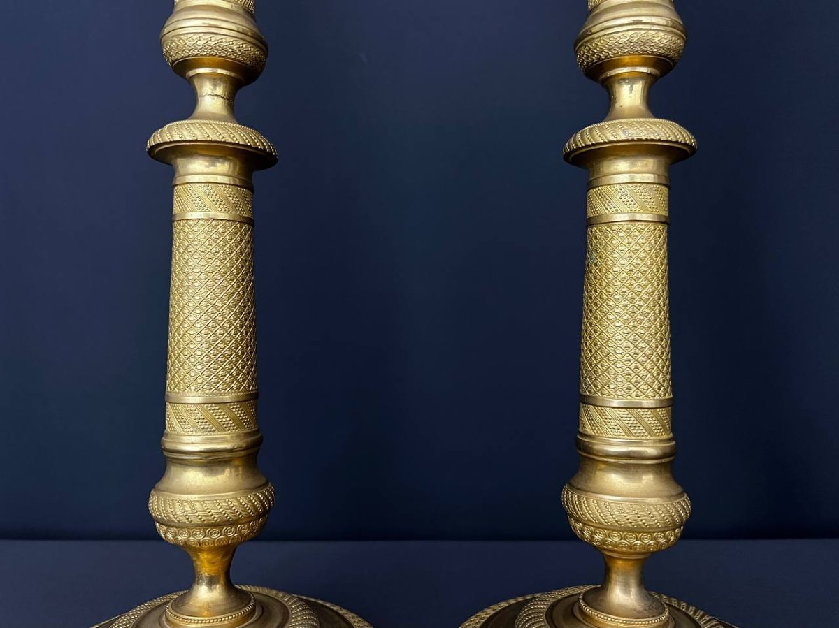 Pair Of Gilt Brass Candlesticks, Empire Style, Finely Chiseled Decoration-photo-5
