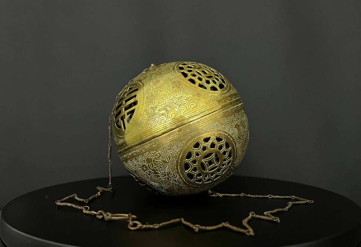 Rare Antique Spherical Openwork Brass Incense Burner, China, Qing Dynasty, 19th Century-photo-3